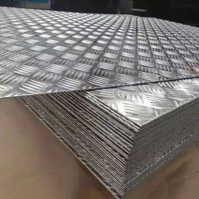 3003 6061 Aluminum Checker Plate Aluminum Diamond Tread Plate 5 Bars Embossed Anti-Slip Patterned Diamond Sheet