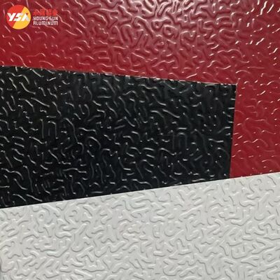 A cor revestiu a folha de alumínio gravada estuque PVDF 25 mícrons 0.2-3mm resistentes à corrosão para o revestimento da ATAC