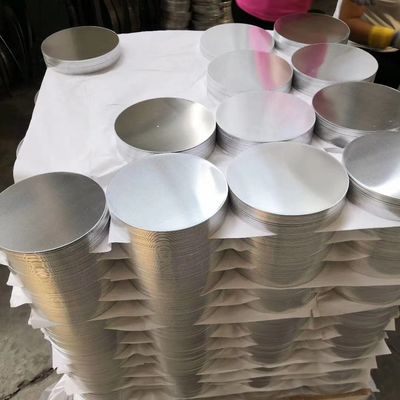 Finitura de moinho simples 3003 Disco de alumínio em branco 50 mm 1600 mm Potes de tamanho personalizado Alta planície Borro livre de borda Grau alimentar