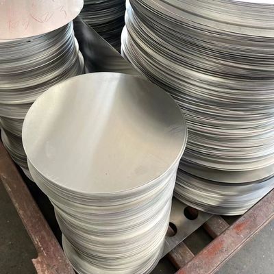 Círculo de Alumínio 1,5 mm Disco 1060 Material para Carcaça de Lâmpada Tamanho Personalizado Alta Planicidade Borda Sem Rebarbas Grau Alimentício