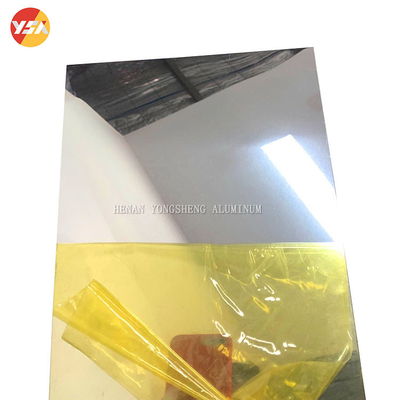Chapa de alumínio com acabamento espelhado produzida predominantemente a partir das ligas das séries 1xxx, 3xxx e 5xxx
