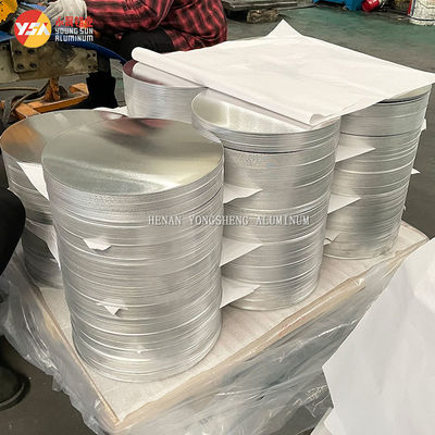 0,55 mm Círculo de Alumínio 1060 Disco Têmpera O H para Cozinha Tamanho Personalizado Alta Planicidade Borda Sem Rebarbas Grau Alimentício